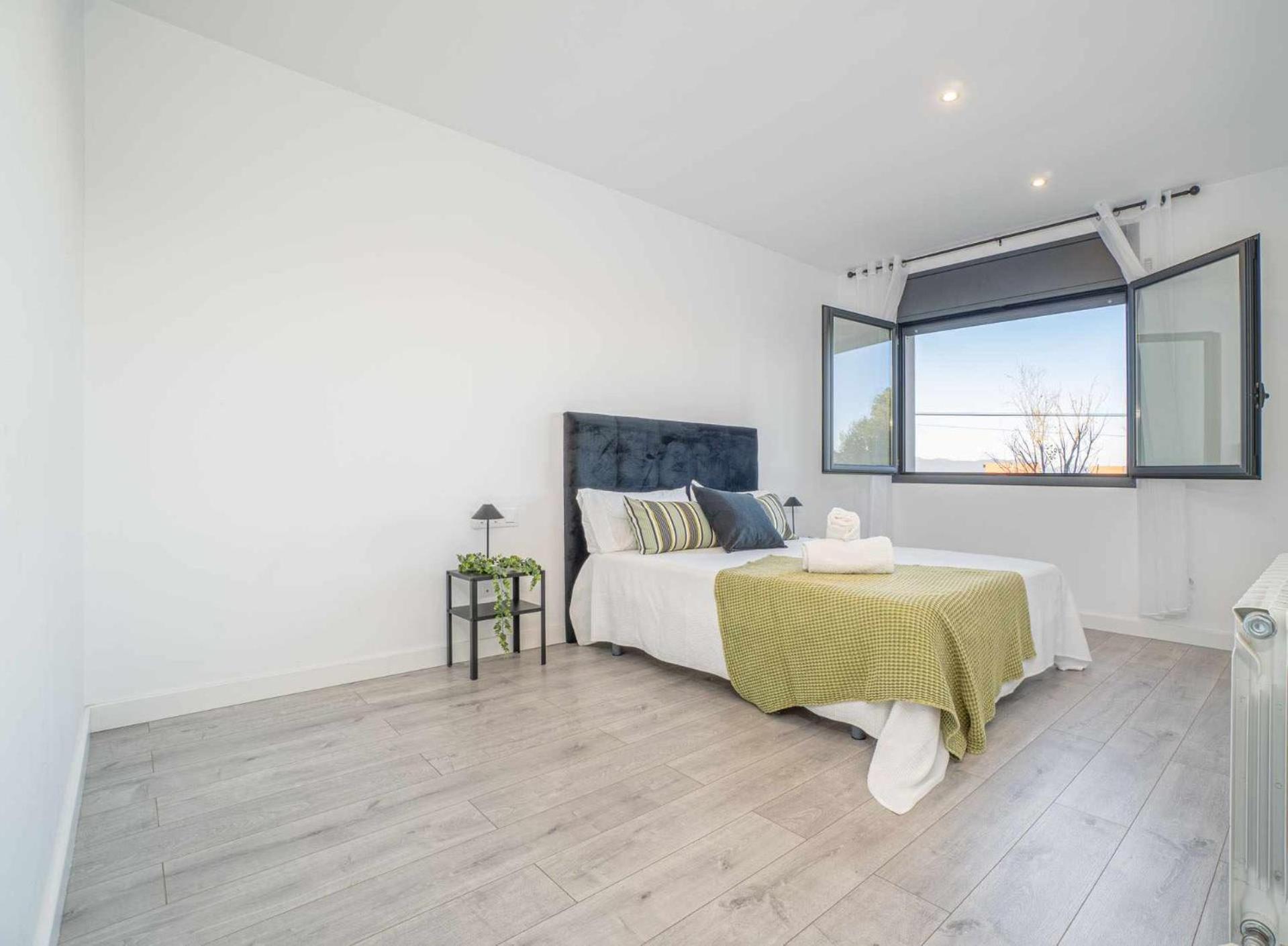 Jouvacations Villa Domenec Figueres  Exterior photo