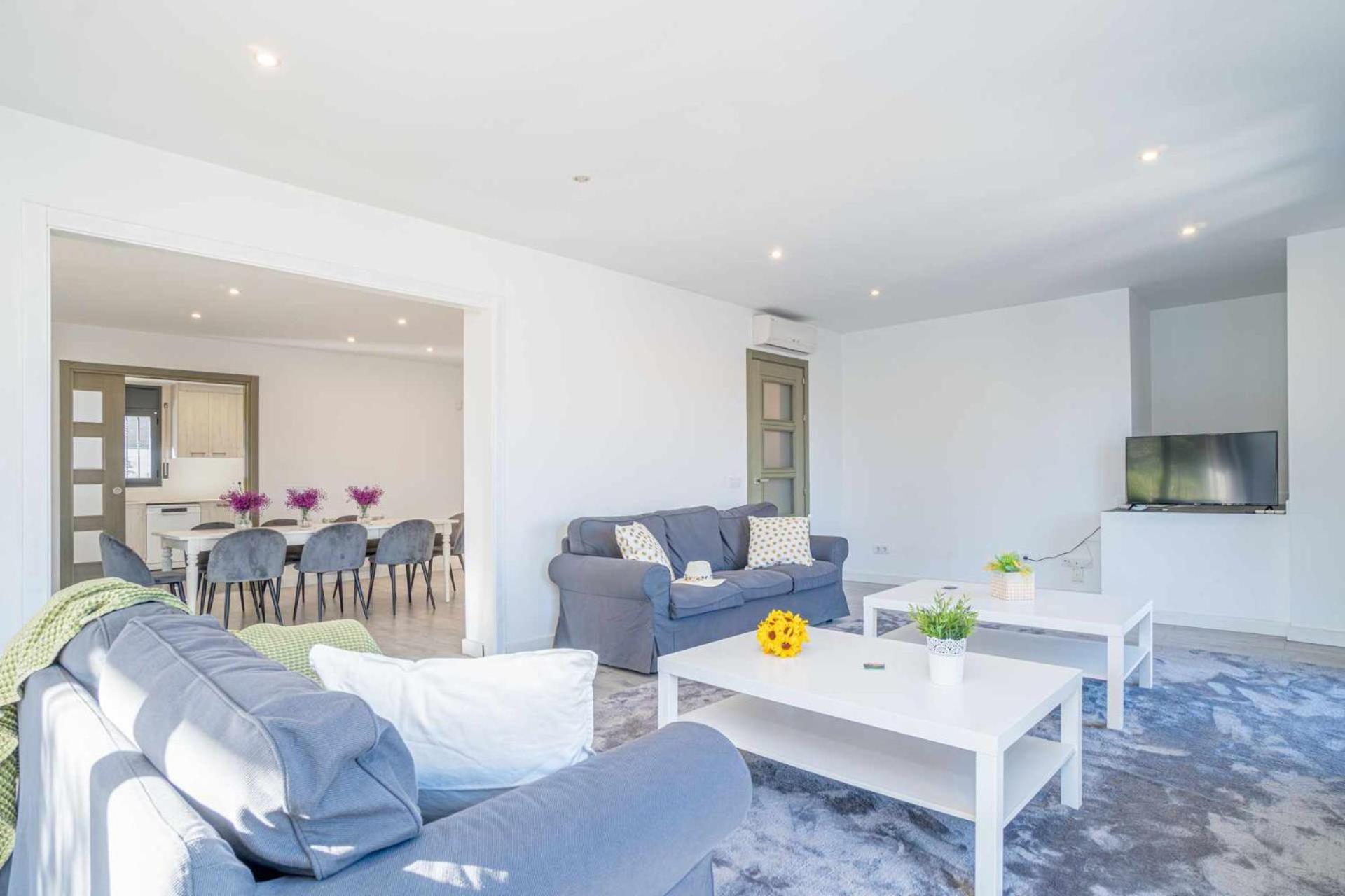 Jouvacations Villa Domenec Figueres  Exterior photo
