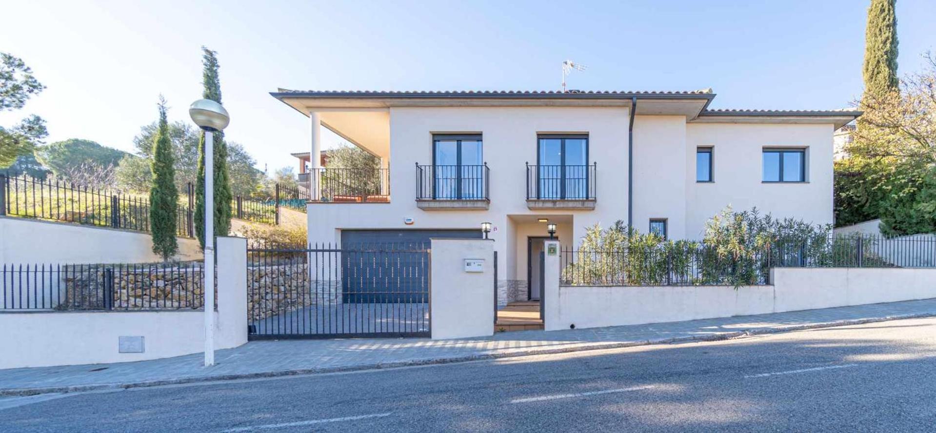 Jouvacations Villa Domenec Figueres  Exterior photo